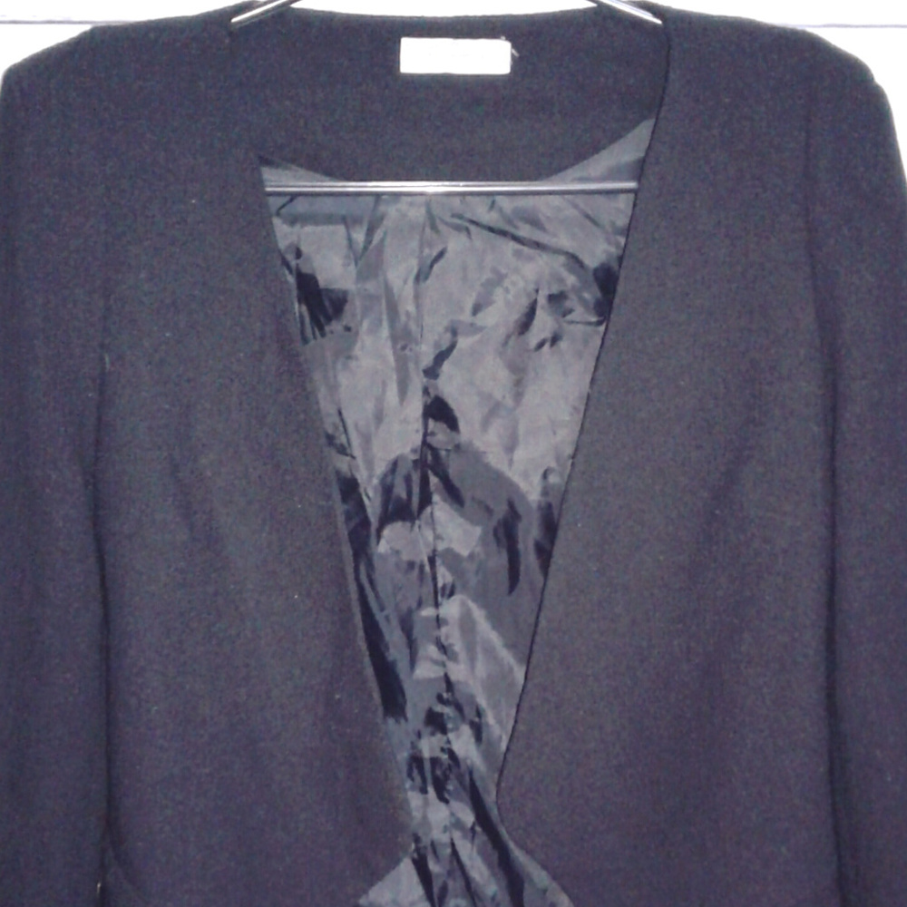 The Impeccable Pig Black Open Front Blazer - Picture 2 of 5